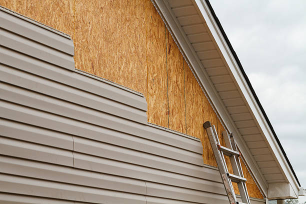 Professional Siding Contractor technician working in York Haven, PA